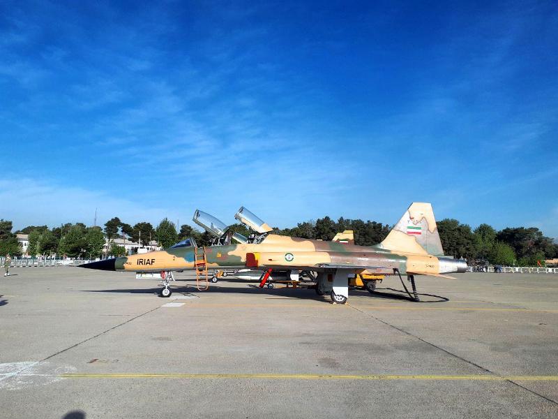 Iranian jet fighter holds first air show