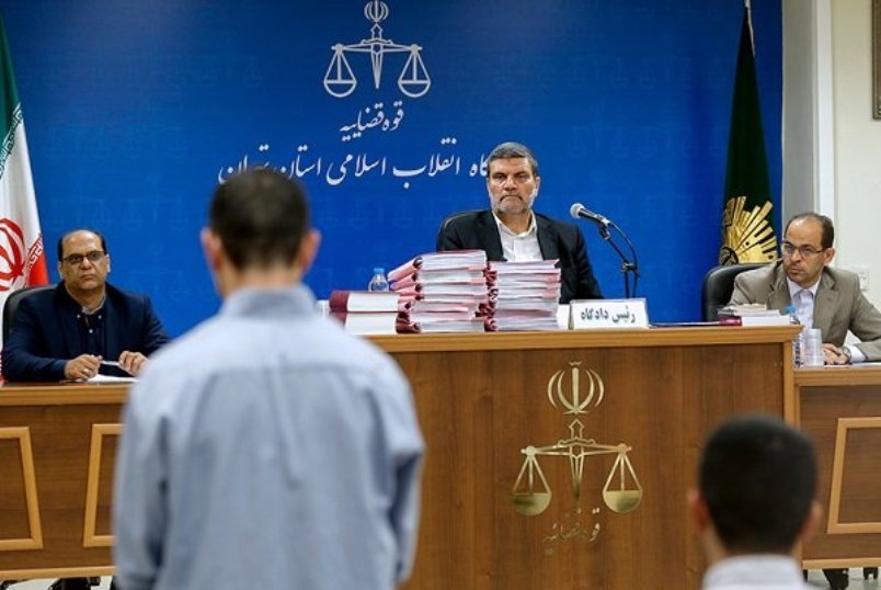 نماینده دادستان تهران:متهم پرونده موسسه البرز ایرانیان فقط دلالی می كرد نماینده دادستان تهران:متهم پرونده موسسه البرز ایرانیان فقط دلالی می كرد