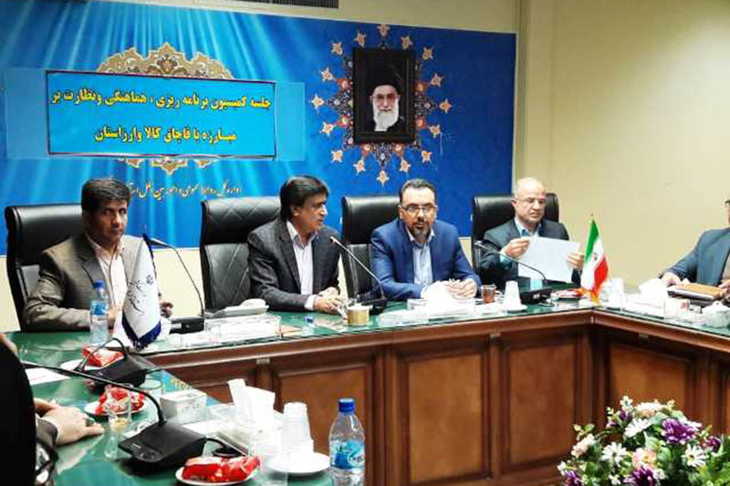معاون استاندار: ابزار امنیتی تنها راهكار مقابله با قاچاق كالا نیست معاون استاندار: ابزار امنیتی تنها راهكار مقابله با قاچاق كالا نیست