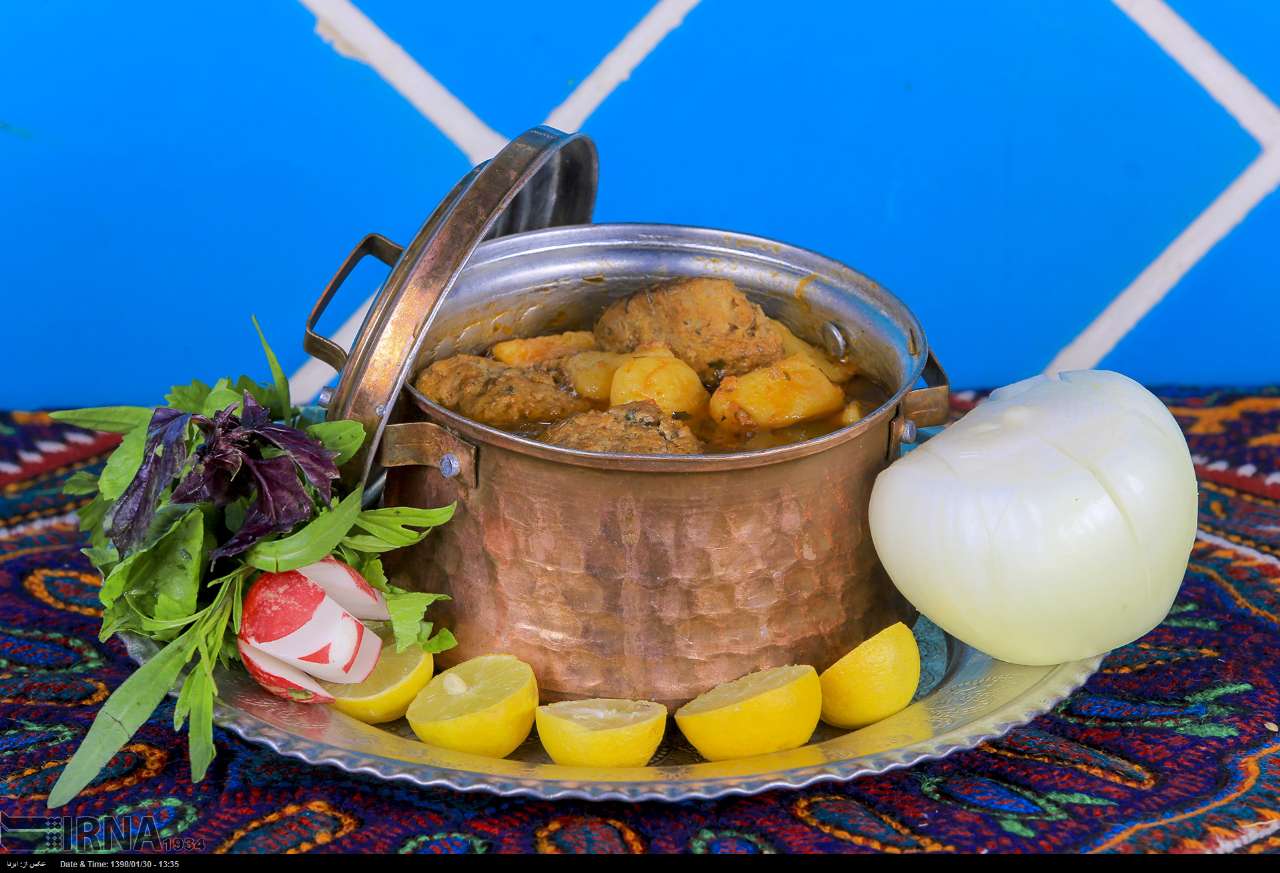 غذاهای محلی کرمان مورد توجه گردشگران خارجی