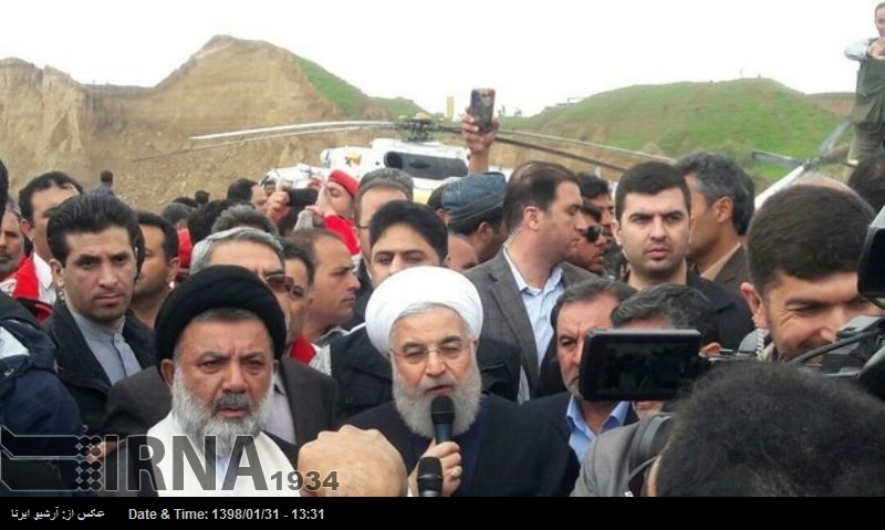 Rohani elogia los esfuerzos del Ejército iraní por ayudar a los afectados por las inundaciones Rohani elogia los esfuerzos del Ejército iraní por ayudar a los afectados por las inundaciones