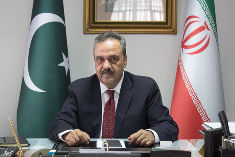 Pak ex-envoy urges solidarity with Iran on US IRGC choice Pak ex-envoy urges solidarity with Iran on US IRGC choice