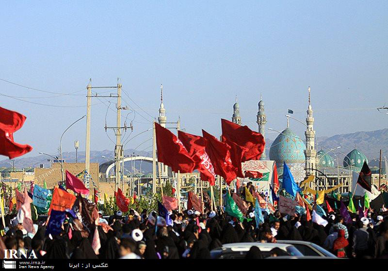 آيين پياده روي «كاروان قدمي براي ظهور» در قم برگزار شد آيين پياده روي «كاروان قدمي براي ظهور» در قم برگزار شد