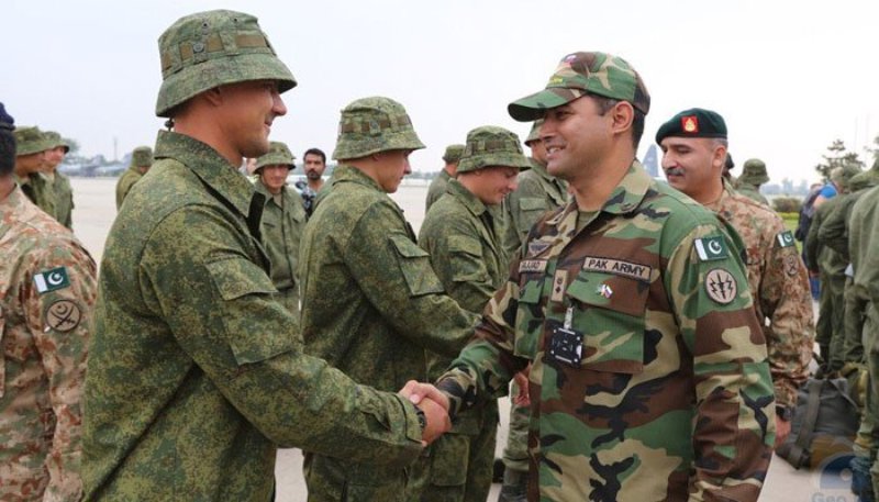 Pakistan to sign $ 9 billion arms deal with Russia Pakistan to sign $ 9 billion arms deal with Russia
