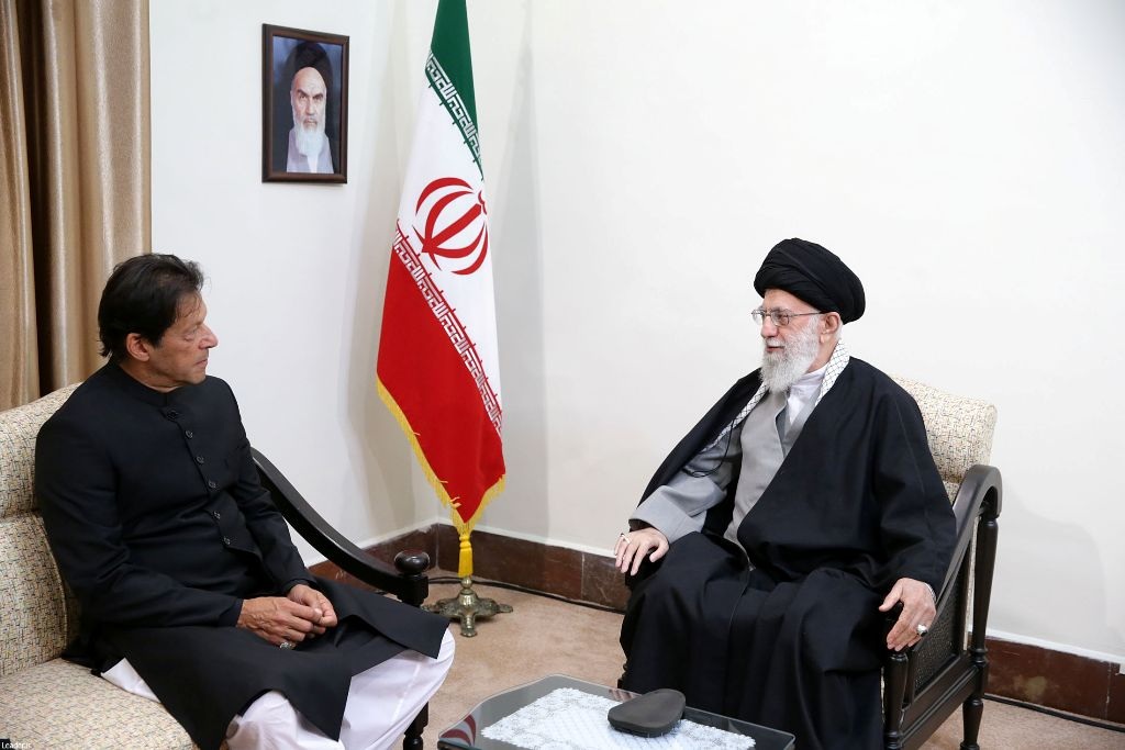 Supreme Leader: Iran, Pakistan need to forge ties Supreme Leader: Iran, Pakistan need to forge ties