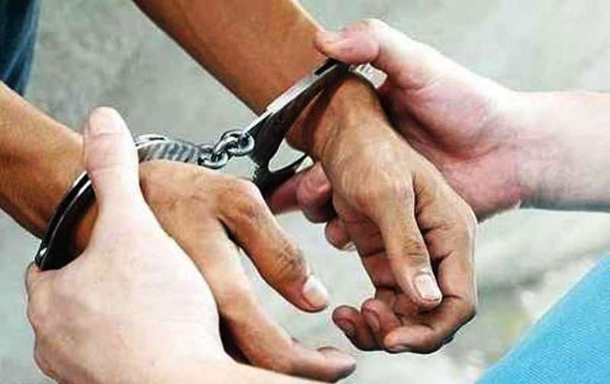 قاتل 2 جوان مشهدی در بندرعباس دستگیر شد قاتل 2 جوان مشهدی در بندرعباس دستگیر شد