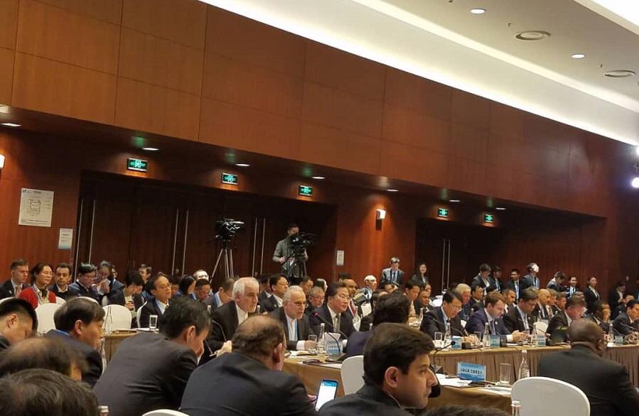 إیران مستعدة لاستثمار مشاریع بقیمة 50 ملیار دولار فی اطار 'الحزام - الطریق' إیران مستعدة لاستثمار مشاریع بقیمة 50 ملیار دولار فی اطار 'الحزام - الطریق'