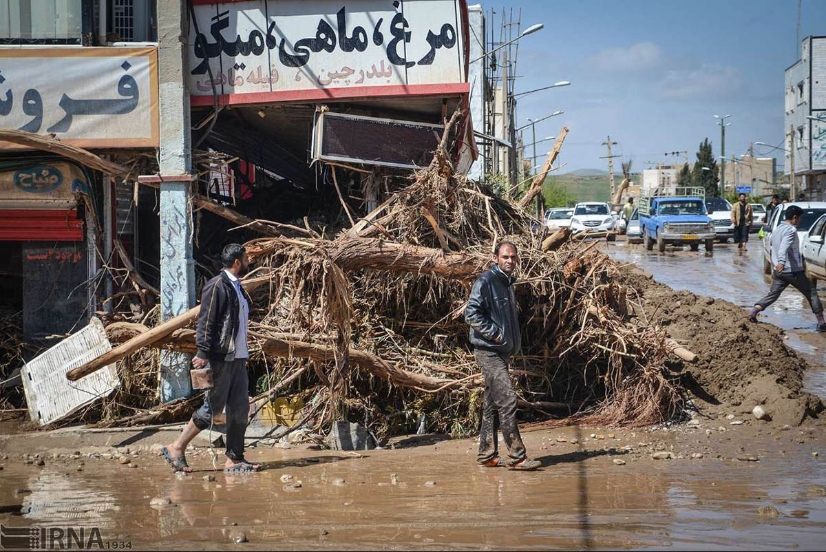 بنیاد بركت 10 هزار فرصت شغلی در چهار استان سیلزده ایجاد می كند