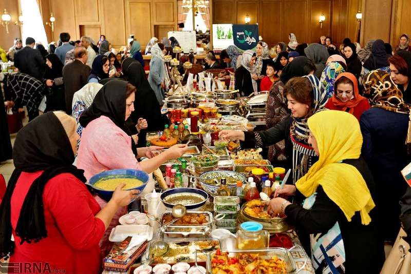 Food Festival im Iran stärkt die Freundschaft zwischen Ländern Food Festival im Iran stärkt die Freundschaft zwischen Ländern