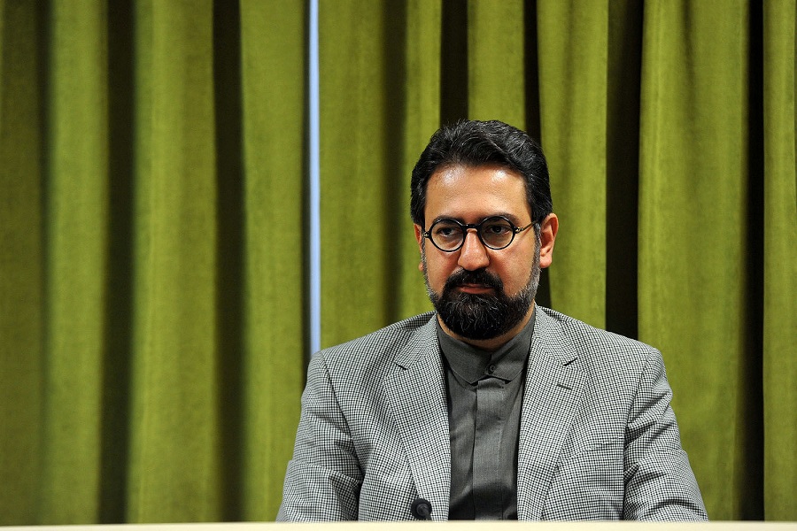 مساعد وزیر الثقافة: الخلیج الفارسی موقع لإصدار الفكر الإیرانی مساعد وزیر الثقافة: الخلیج الفارسی موقع لإصدار الفكر الإیرانی