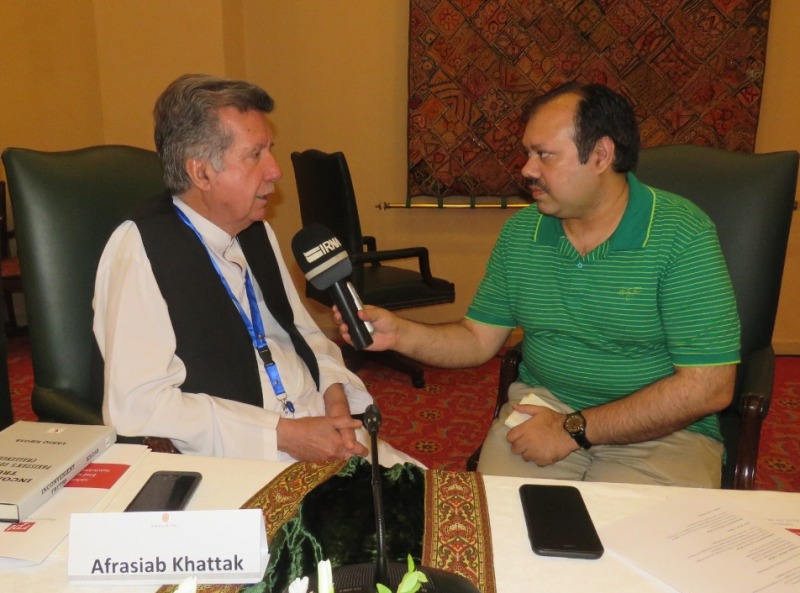 Pakistani politician urges US to reconsider Iran policy Pakistani politician urges US to reconsider Iran policy