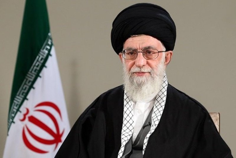 Supreme Leader receives Iranian teachers Supreme Leader receives Iranian teachers