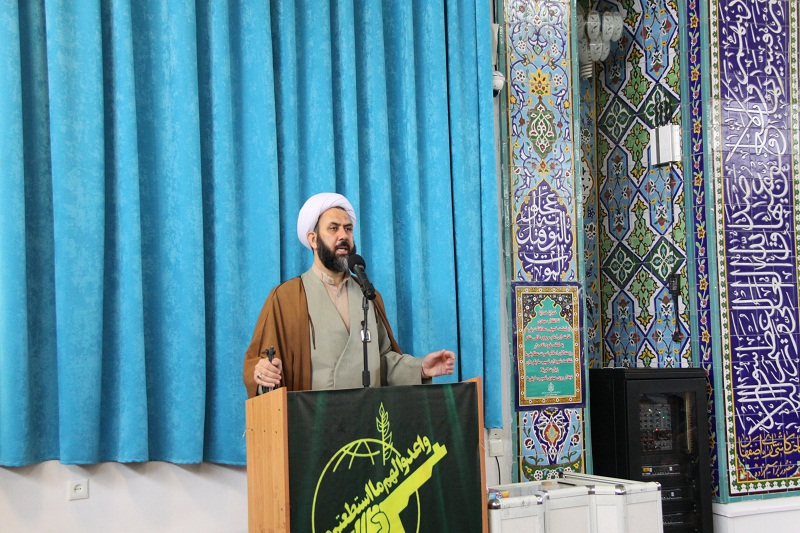 امام جمعه آستارا: با مصاديق روزه خواري برخورد شود امام جمعه آستارا: با مصاديق روزه خواري برخورد شود