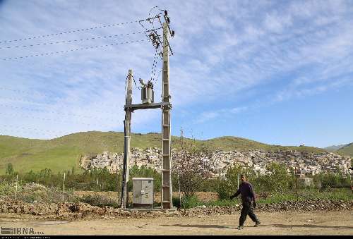 تعداد روستاهای برخوردار از برق کرمانشاه بعد از انقلاب ۲۲ برابر رشد داشته است