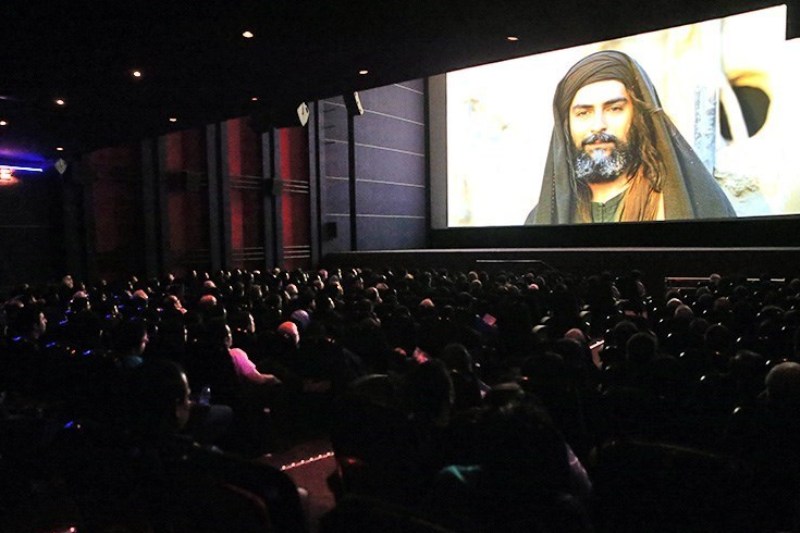 تابش: جشنواره‌ای كردن فیلم‌ها به نفع سینمای ایران نیست