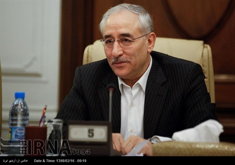 Irán utilizará todos los recursos para vender su petróleo en el “mercado gris” Irán utilizará todos los recursos para vender su petróleo en el “mercado gris”