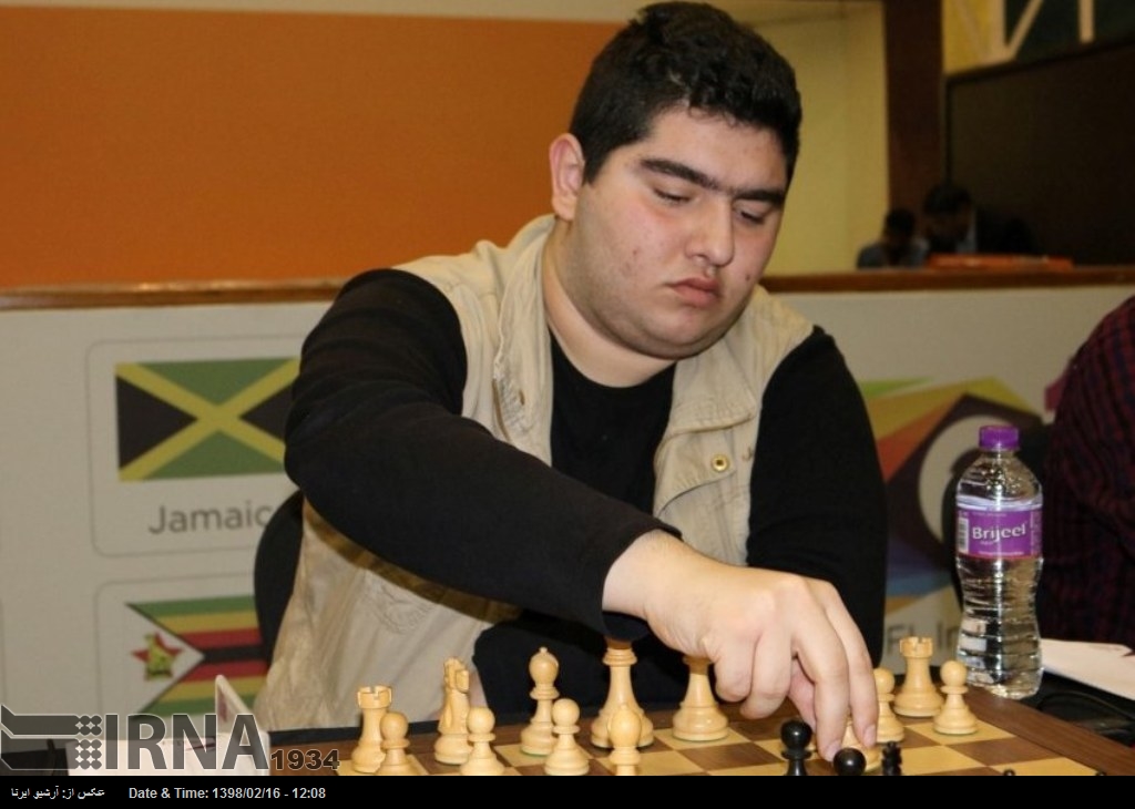 Ajedrecista iraní se impone al gran maestro del ajedrez de Suecia Ajedrecista iraní se impone al gran maestro del ajedrez de Suecia