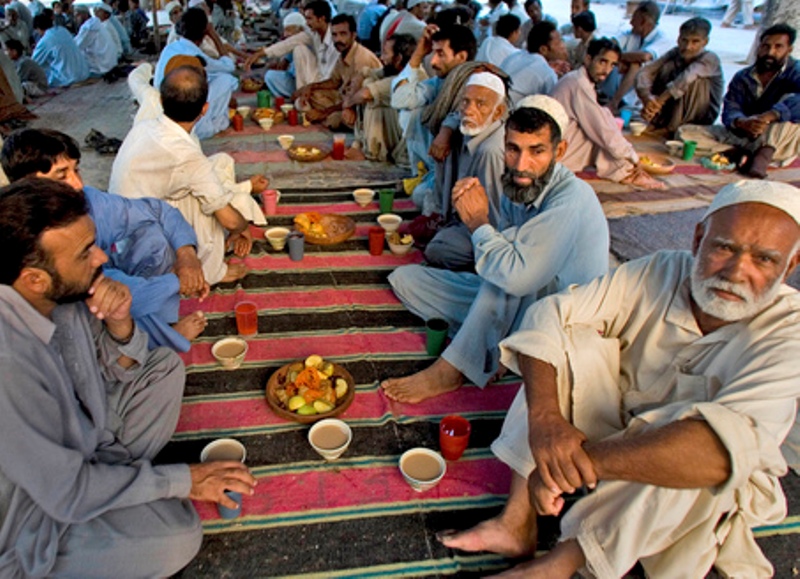 ماه رمضان در پاكستان با طعم تورم و گرانی