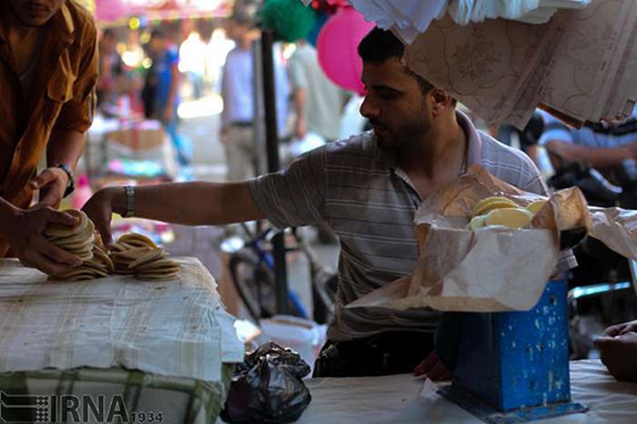 عائلات بغزة تستقبل شهر رمضان دون مأوي عائلات بغزة تستقبل شهر رمضان دون مأوي