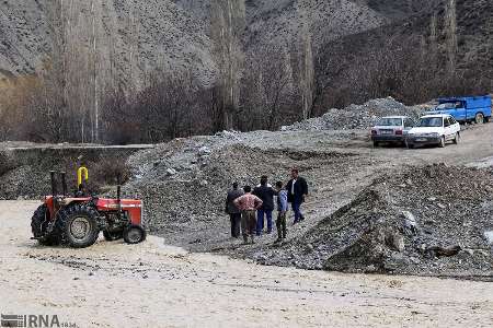 راه 41 روستای راز و جرگلان همچنان بسته است