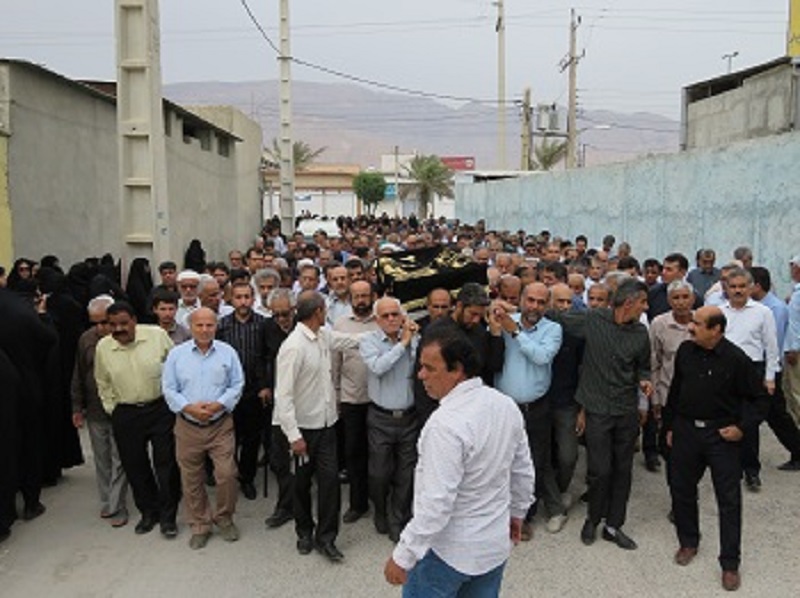 پيكر شاعر آئيني خورموج در قطعه هنرمندان آرام گرفت پيكر شاعر آئيني خورموج در قطعه هنرمندان آرام گرفت