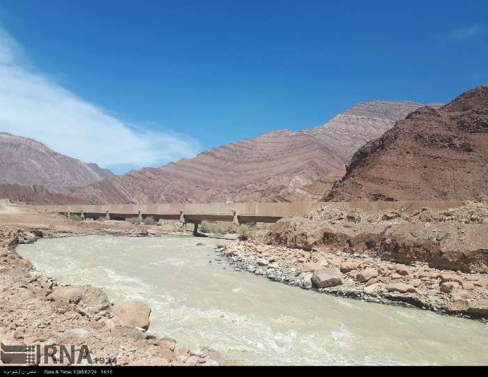 دستور لغو مجوز غیرقانونی برداشت آب از «حبله رود»/ویلاسازی غیرمجاز در «باغ فیروزه» فیروزکوه