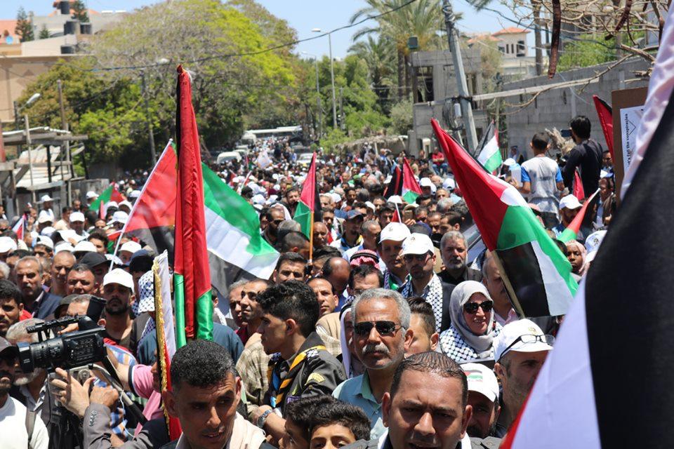 عشرات الالاف من الفلسطينيين يحيون الذكري (71) للنكبة في قطاع غزة عشرات الالاف من الفلسطينيين يحيون الذكري (71) للنكبة في قطاع غزة