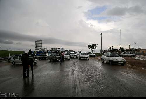 جاده گلستان - مازندران به دلیل شدت بارش باران بسته شد