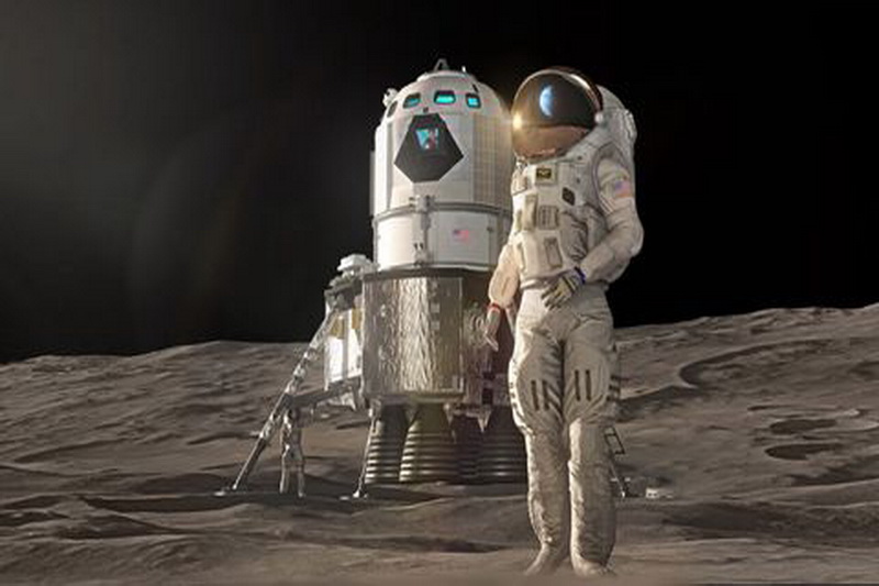 ماه میزبان یك بانوی فضانورد می‌شود
