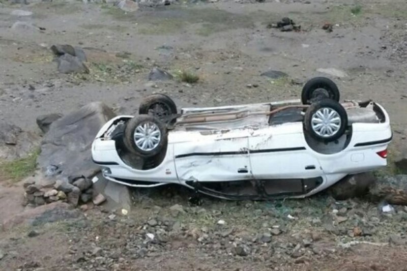 واژگوني 2 خودرو در جاده هاي خراسان جنوبي 3 كشته داشت