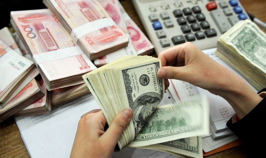 10 میلیارد دلار تسهیلات ارزی برای سرمایه گذاری پرداخت می شود 10 میلیارد دلار تسهیلات ارزی برای سرمایه گذاری پرداخت می شود