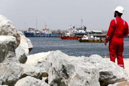 Suspected explosions in bustled Persian Gulf Suspected explosions in bustled Persian Gulf