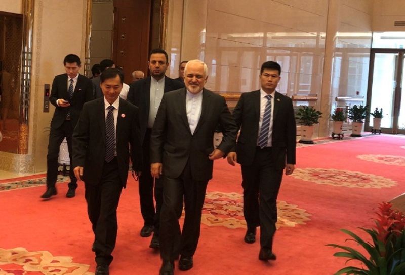 Le ministre iranien des Affaires étrangères arrive à Pékin Le ministre iranien des Affaires étrangères arrive à Pékin