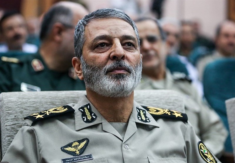 قائد الجيش الايراني: لو ارتكب العدو أي خطأ سيتلقي ردا يجعله نادما قائد الجيش الايراني: لو ارتكب العدو أي خطأ سيتلقي ردا يجعله نادما