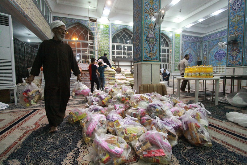 چهارهزار بسته غذايي براي توزيع در مناطق سيل زده خوزستان آماده شد