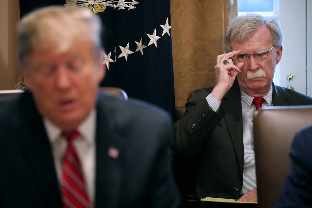 Yoyo de la politique US : Trump et l’équipe des B sèment la confusion mais chez eux-mêmes (Zarif) Yoyo de la politique US : Trump et l’équipe des B sèment la confusion mais chez eux-mêmes (Zarif)