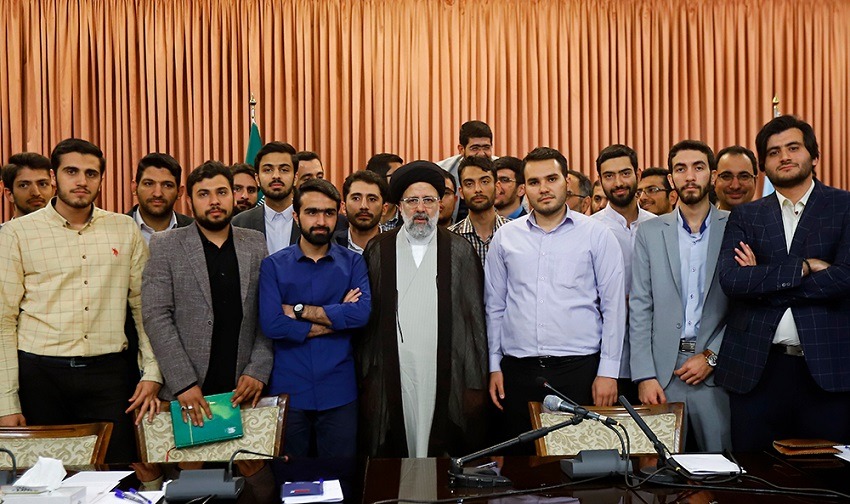 دبیر انجمن اسلامی دانشگاه تهران: آقای رئیسی قول مساعدت درباره پرونده‌های دانشجویی دادند