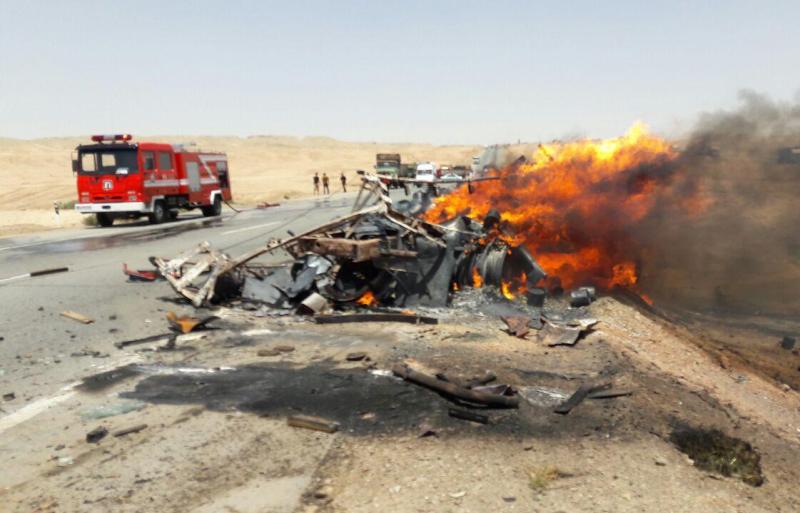 رییس پلیس راه همدان: كامیون بنز در آتش سوخت رییس پلیس راه همدان: كامیون بنز در آتش سوخت