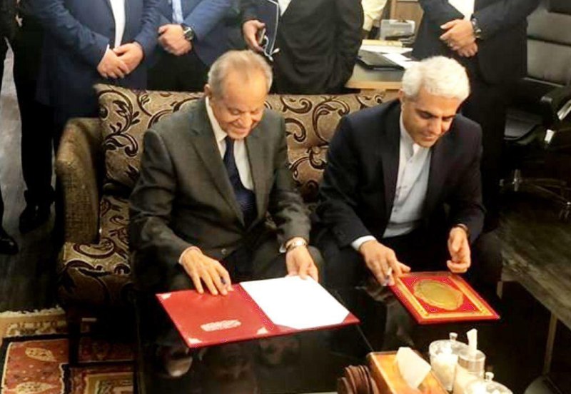 الخارجية : توقيع محضر الاجتماع المشترك بين ايران والعراق لتجريف نهر اروند الخارجية : توقيع محضر الاجتماع المشترك بين ايران والعراق لتجريف نهر اروند
