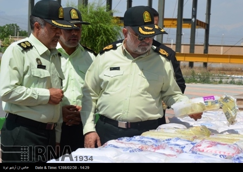 Incautadas más de 2 toneladas de estupefacientes en el oeste de Teherán Incautadas más de 2 toneladas de estupefacientes en el oeste de Teherán
