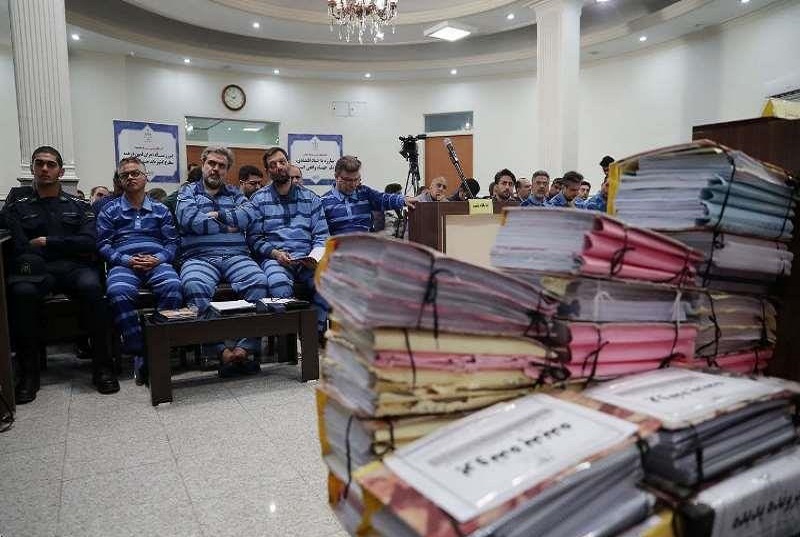 هشتمین جلسه دادگاه رسیدگی به اتهامات شركت پدیده برگزار شد هشتمین جلسه دادگاه رسیدگی به اتهامات شركت پدیده برگزار شد