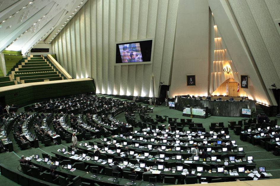 Law of retaliation for acid attacks perpetrators: Majlis Law of retaliation for acid attacks perpetrators: Majlis