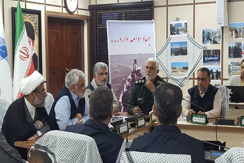 ايجادقرارگاه جهادي دانشگاه آزاد براساس انديشه هاي انقلاب است ايجادقرارگاه جهادي دانشگاه آزاد براساس انديشه هاي انقلاب است