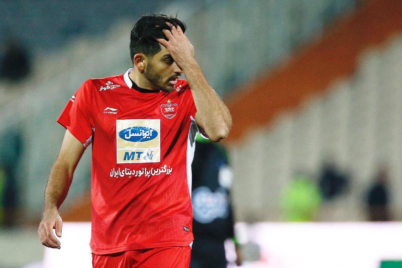 اشتباهات داوري باعث شد پرسپوليس از ليگ قهرمانان حذف شود اشتباهات داوري باعث شد پرسپوليس از ليگ قهرمانان حذف شود
