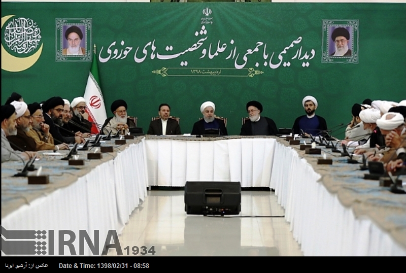 تمام ملکی حکام امریکہ اور پابندیوں کیخلاف ایک پیج پر ہیں: ایرانی صدر تمام ملکی حکام امریکہ اور پابندیوں کیخلاف ایک پیج پر ہیں: ایرانی صدر