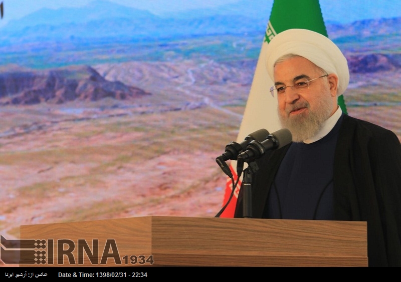 Rohani afirma que la nación iraní no se inclinará ante los matones Rohani afirma que la nación iraní no se inclinará ante los matones