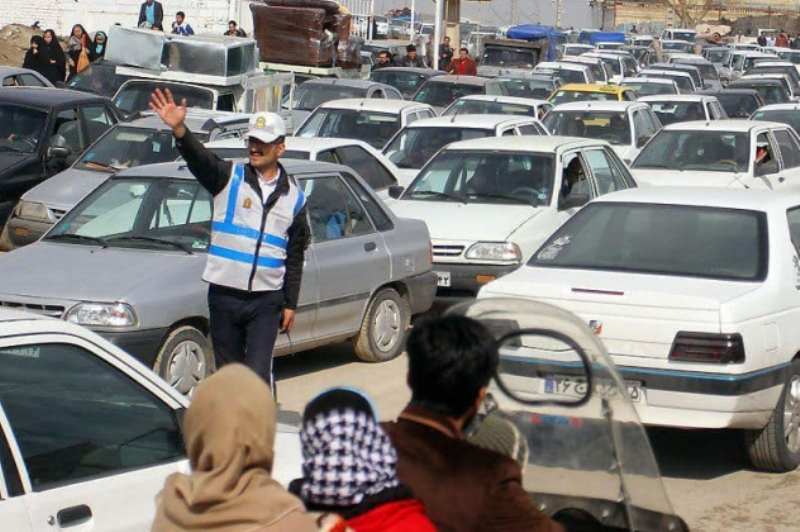 وضعیت جاده ها در فاصله 30 كیلومتری شهرها نابسامان است وضعیت جاده ها در فاصله 30 كیلومتری شهرها نابسامان است