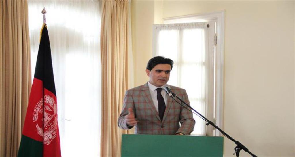 پای دوتابعیتی ها به رسانه های افغان كشید پای دوتابعیتی ها به رسانه های افغان كشید