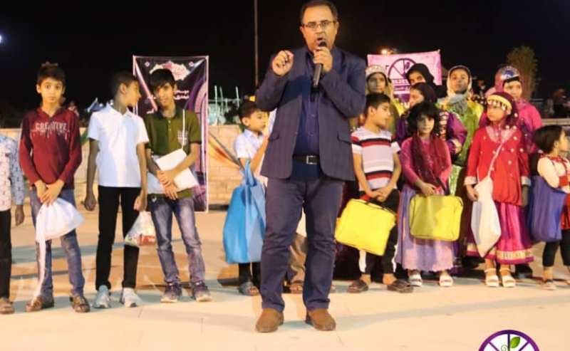 همايش آييني گره گشو در گناوه برگزار شد همايش آييني گره گشو در گناوه برگزار شد