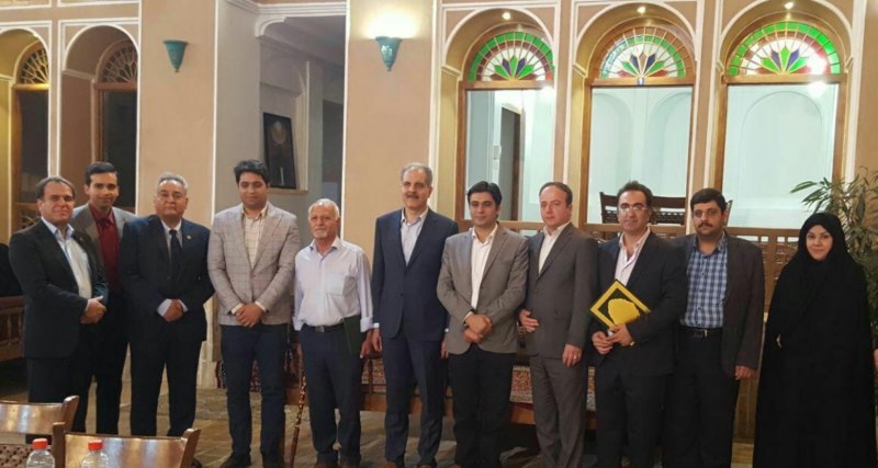 10 مدیر هتل برتر نوروز 98 در یزد تجلیل شدند 10 مدیر هتل برتر نوروز 98 در یزد تجلیل شدند